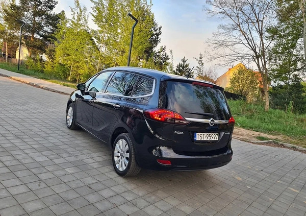 Opel Zafira cena 37500 przebieg: 273000, rok produkcji 2013 z Starachowice małe 137